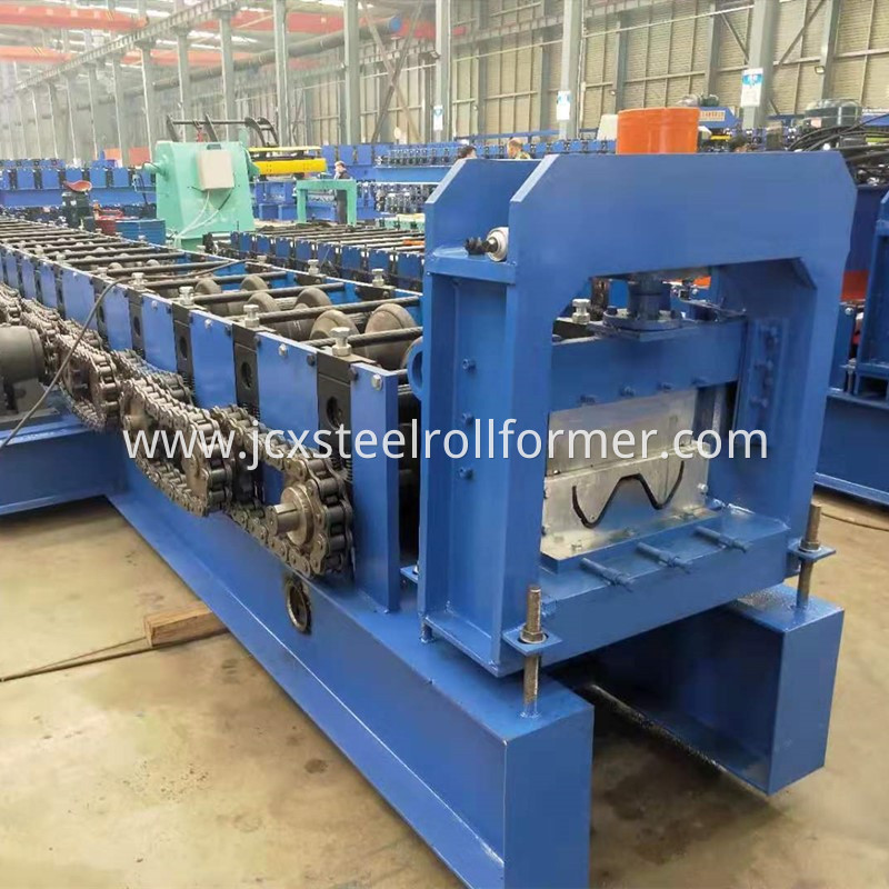 W beam highway guardrail machine